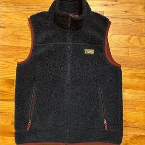 LL Bean Sherpa Navy/maroon Fleece Vest